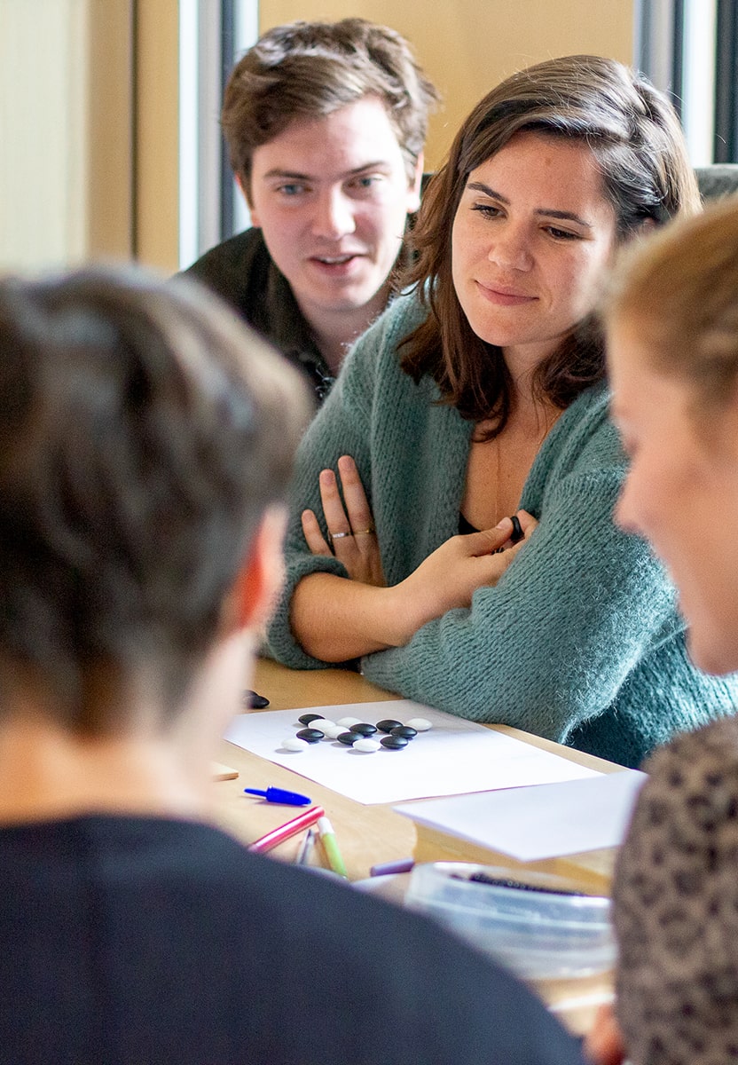 Participant attentif lors d'un workshop d’entreprise