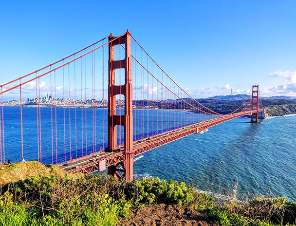 Photo du Golden Gate depuis la rive